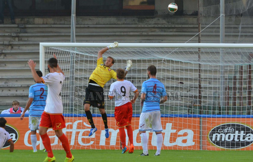 Salernitana-Messina coppa,Russo